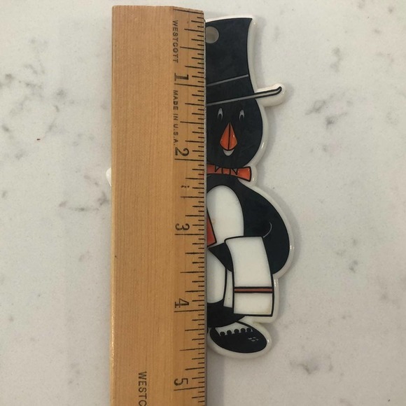 Vintage Enamel Refrigerator Magnet - Picture 3 of 5